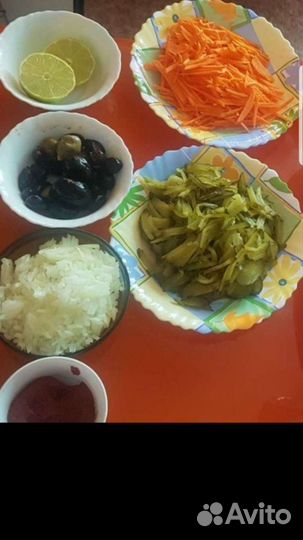 Солянка мясная сборная, борщ