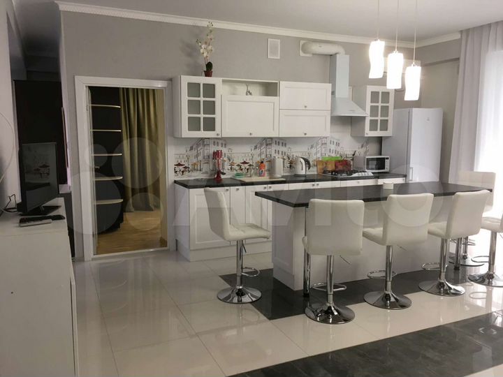 3-к. квартира, 125 м², 2/2 эт.