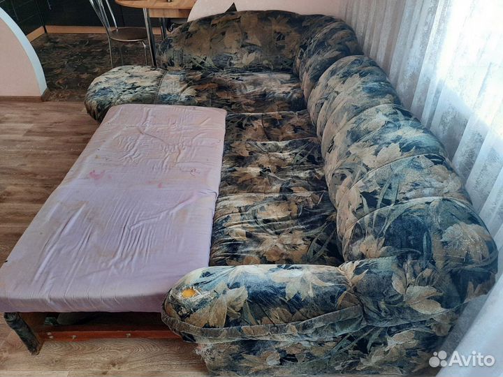 Угловой диван бу