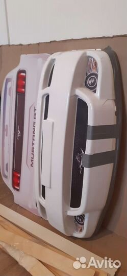 Детская кровать машина с подсветкой