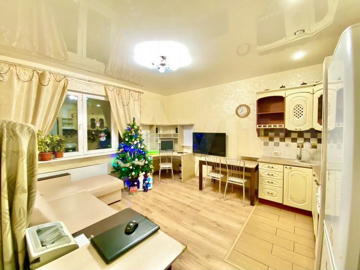 3-к. квартира, 53 м², 17/17 эт.