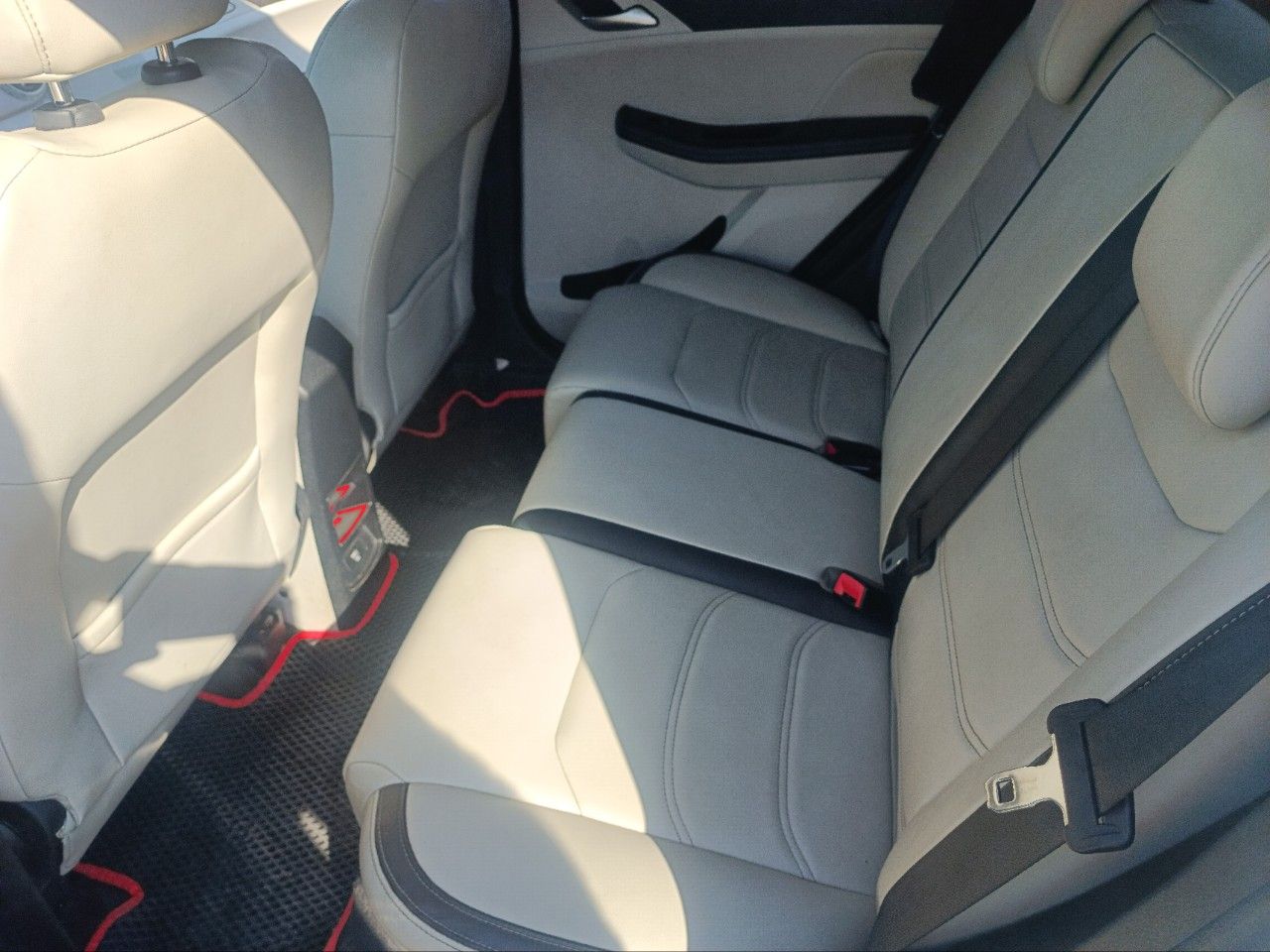 BYD Yuan Pro: фото из отзыва