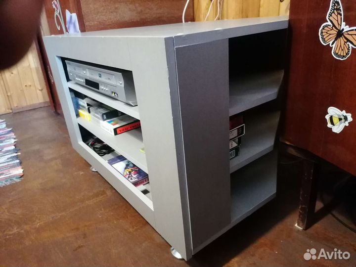 Тумба под тв и аппаратуру