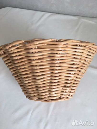 Корзина плетеная кашпо.Фруктовница