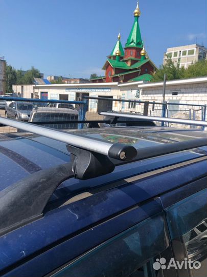 Багажник на крышу с замком