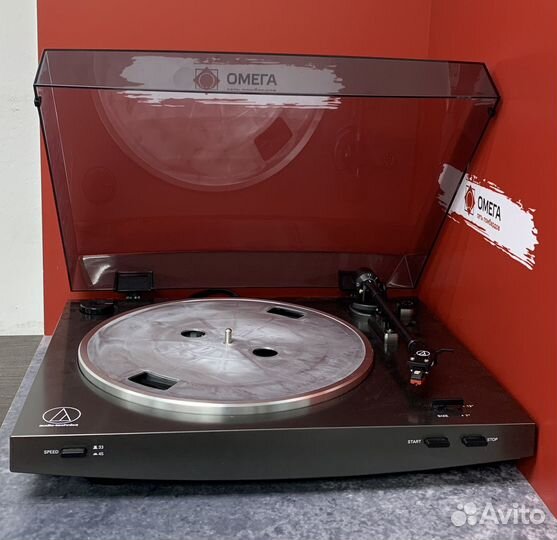 Виниловый проигрыватель Audio-Technica AT-LP2X gre
