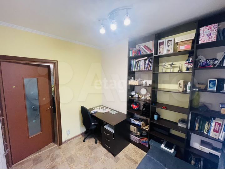 4-к. квартира, 78 м², 2/5 эт.