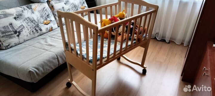 Детская кроватка