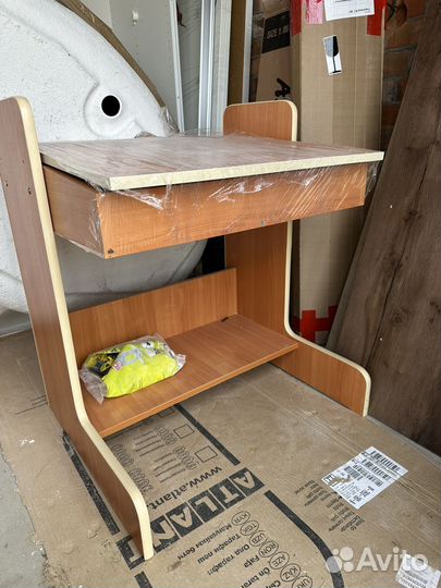 Школьная парта