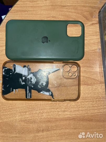 Чехлы на телефон iPhone 11