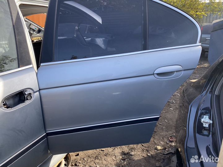 Дверь задняя левая бмв Е39