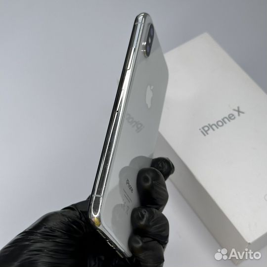 iPhone X, 64 ГБ