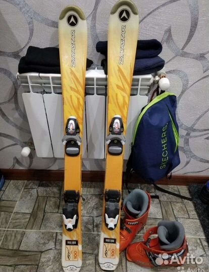 Комплект горные детские лыжи 1 метр, с ботинками