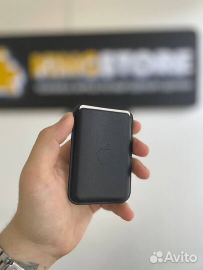 Картхолдер iPhone Leather Wallet MagSafe