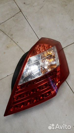 Фонарь правый Geely Emgrand EC7