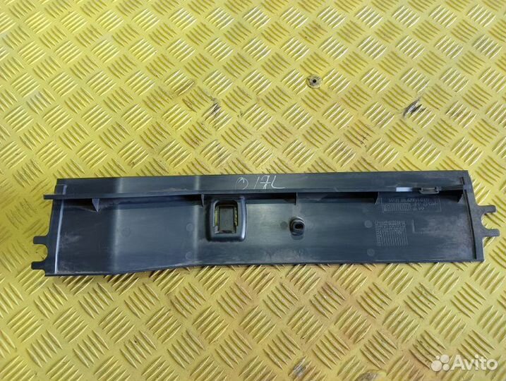 Внутренняя обшивка левая Man Tgl Tgm Tga Tgs Tgx