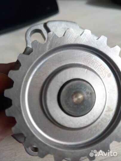 Водяной насос помпа