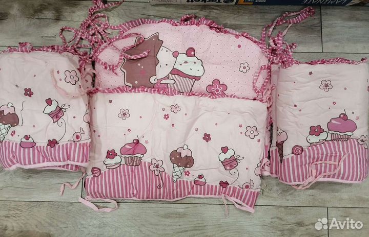 Бортики на кроватку