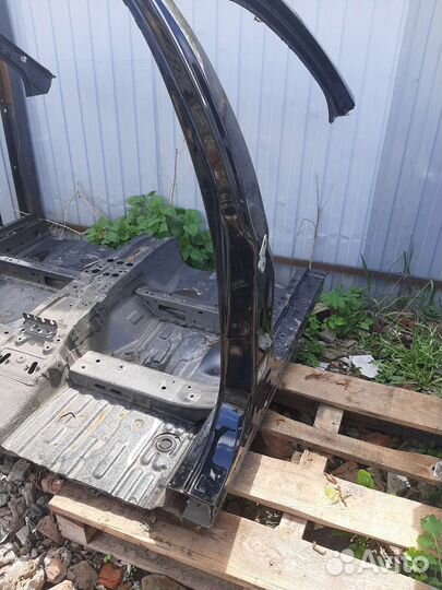 Порог правый Toyota Camry v50