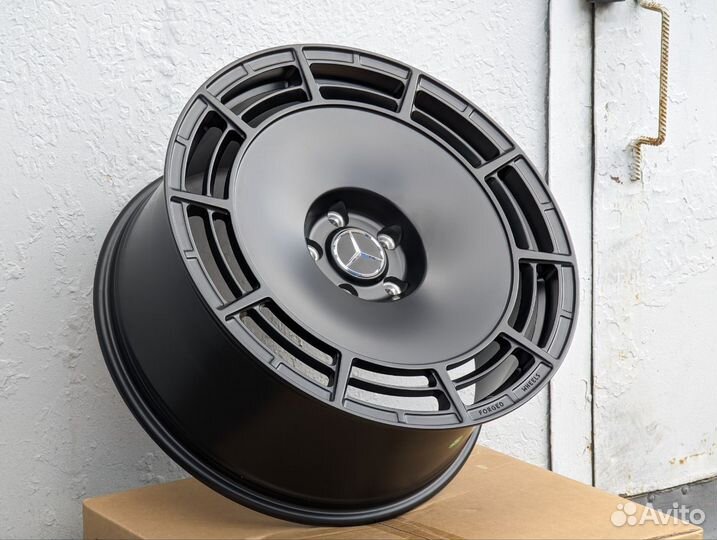 Кованые диски R22 на Mercedes G63 G-Class W464