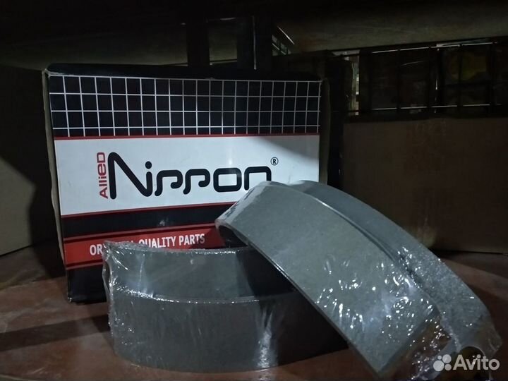 Колодки тормозные Mitsubishi комплект