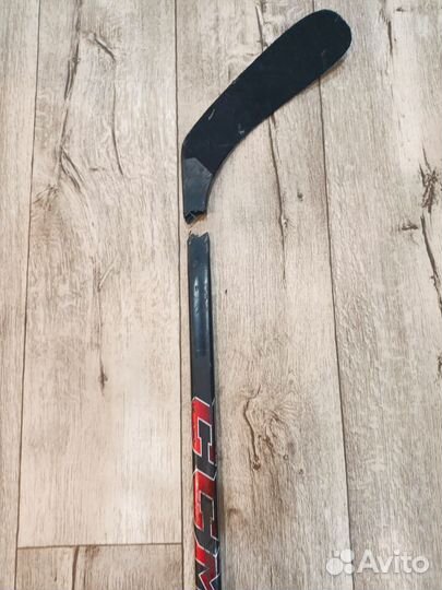 Клюшка хоккейная