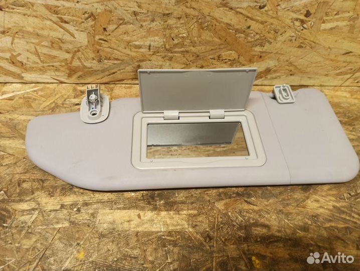 Козырек левый LADA Vesta