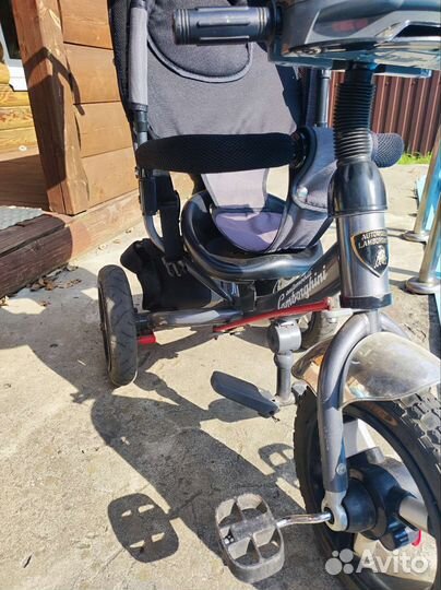 Велосипед детский 3Х колесный С ручкой lamborghini