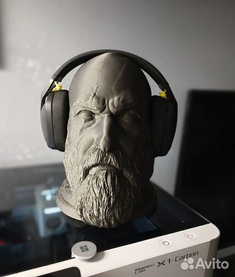 Подставка для наушников God of War Kratos