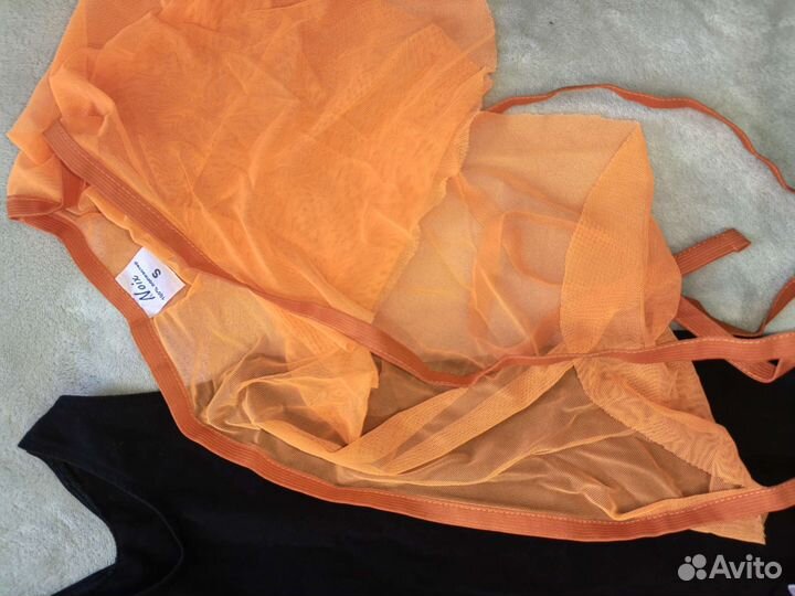 Комбинезон для маленькой гимнастки с юбкой