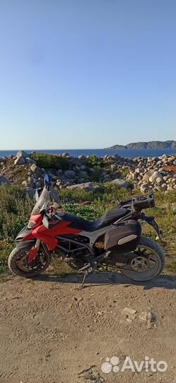 Ducati hyperstrada 821