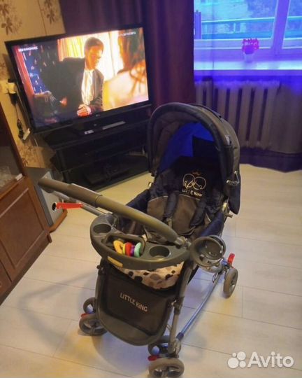 Прогулочная коляска