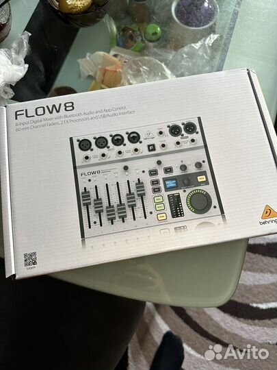 Цифровой микшерный пульт behringer flow 8