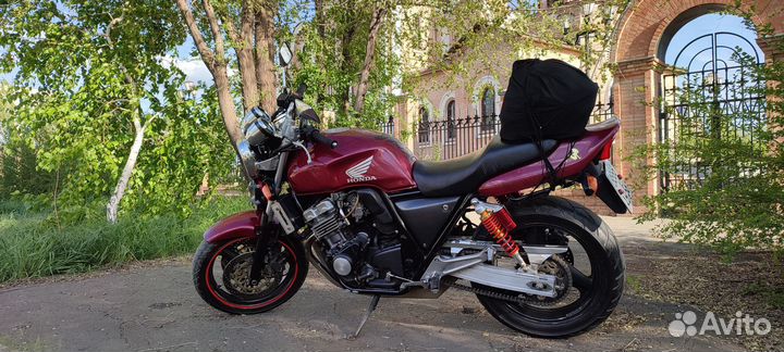 Хонда CB400SF