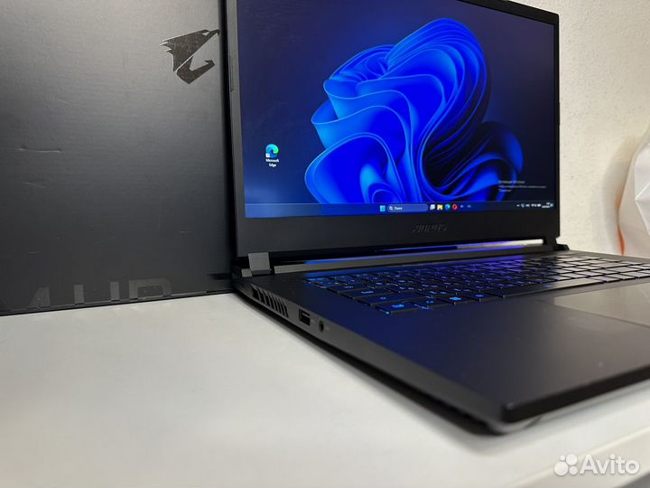 Aorus 15 BSF i7-13700H RTX4070 QHD Гарантия Чек