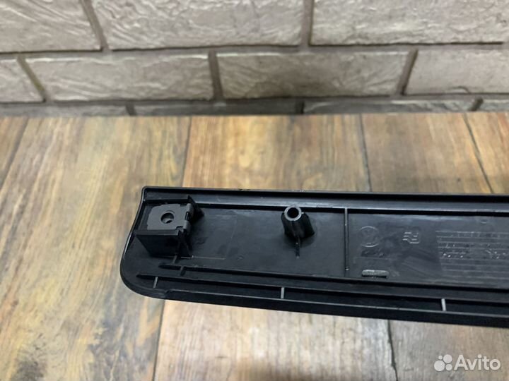 Volkswagen Jetta 6 Накладка декоративная