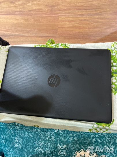 Ноутбук от HP 250 g6 core i3 7020u/ ddr4 4gb)