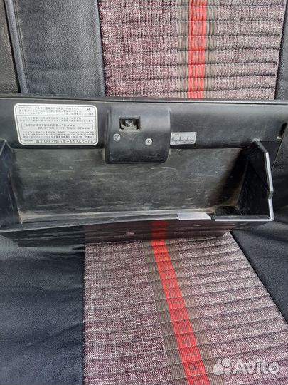 Бардачок пассажира XTrail 2005