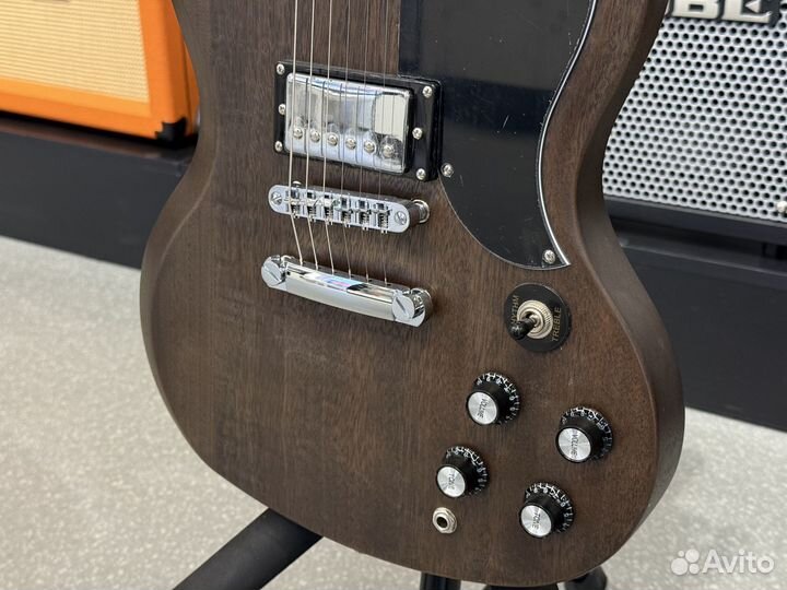 Электрогитара