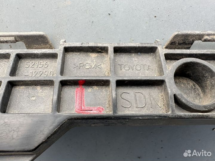 Кронштейн заднего бампера toyota corolla 150