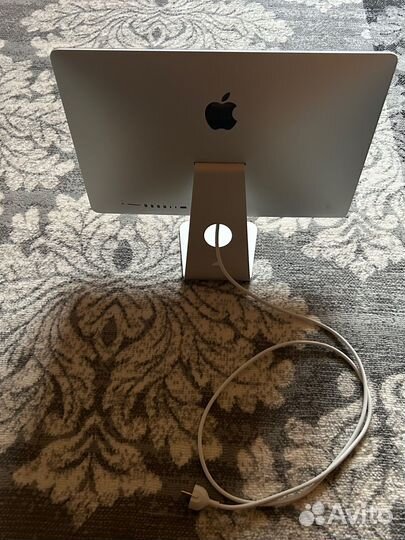 Apple iMac 21,5