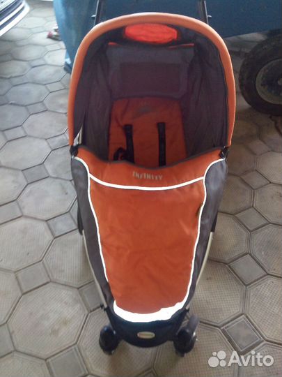 Коляска инфинити лира