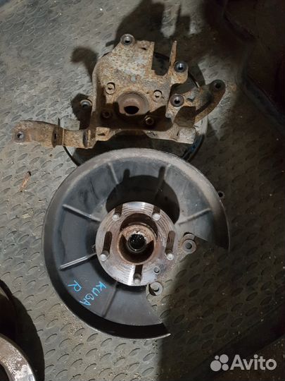 Ford Kuga 08-12г кулак задний