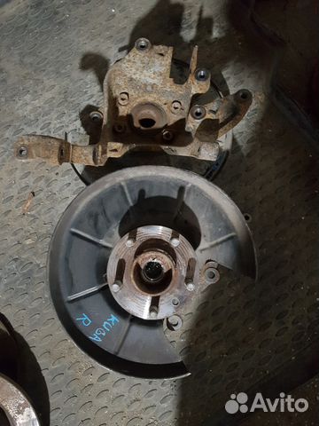 Ford Kuga 08-12г кулак задний