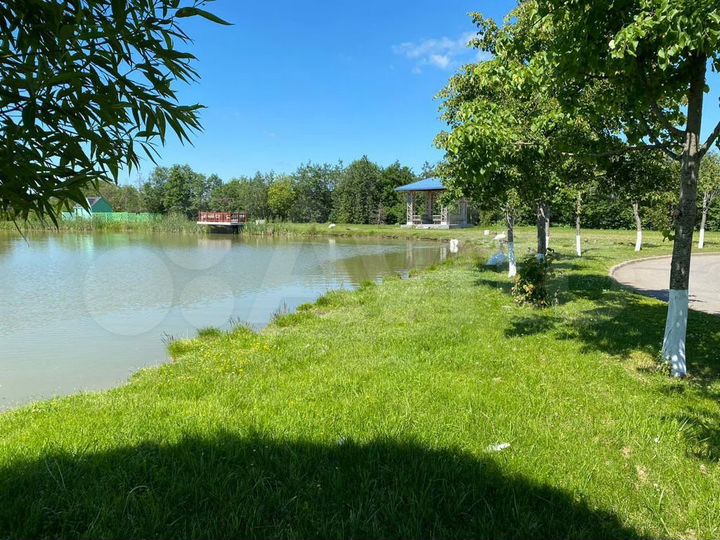 Коттедж 285 м² на участке 18 сот.