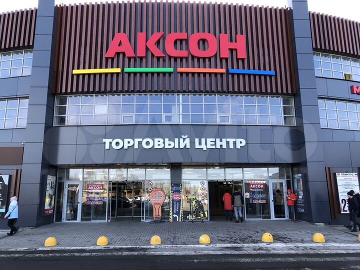 Уличный павильон первая линия, 72 м²