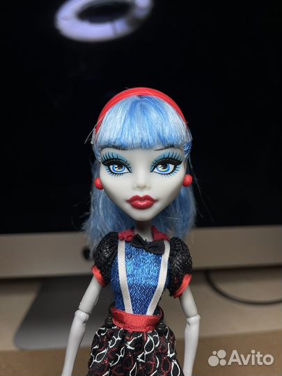 Кукла Монстер Хай Гулия Йелпс