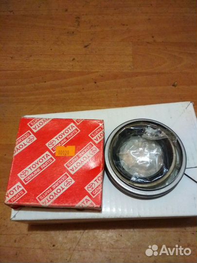 Toyota caldina Комплект уплотнений ступицы