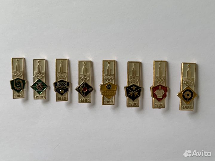 Набор значков 