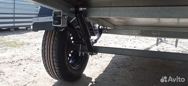 Легковой прицеп 